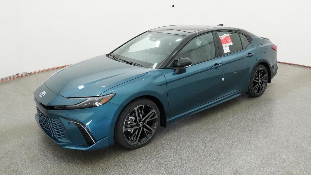 New 2026 Ocean Gem with Midnight Black Metallic roof Toyota XSE image 46