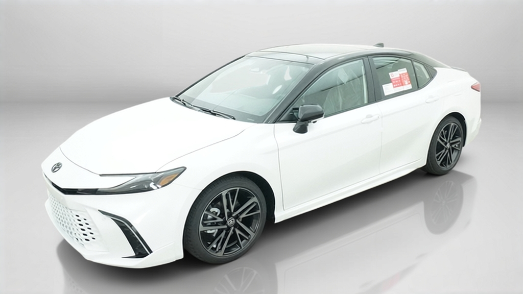 New 2026 Wind Chill Pearl with Midnight Black Metallic roof <sup>1</sup> Toyota  XSE image 28