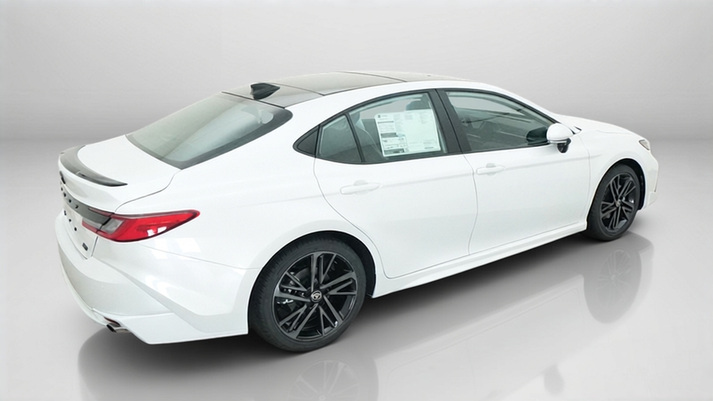 New 2027 Wind Chill Pearl <sup>1</sup> Toyota  XSE image 9