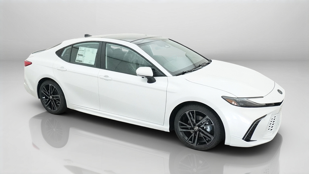 New 2027 Wind Chill Pearl <sup>1</sup> Toyota  XSE image 6