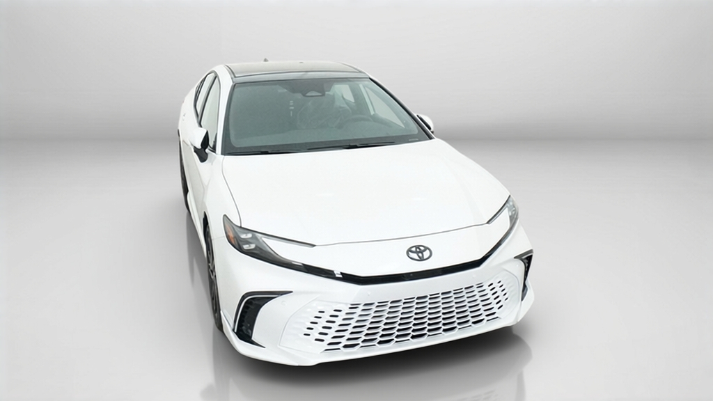 New 2027 Wind Chill Pearl <sup>1</sup> Toyota  XSE image 4