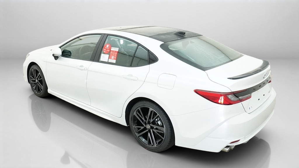 New 2027 Wind Chill Pearl <sup>1</sup> Toyota  XSE image 89