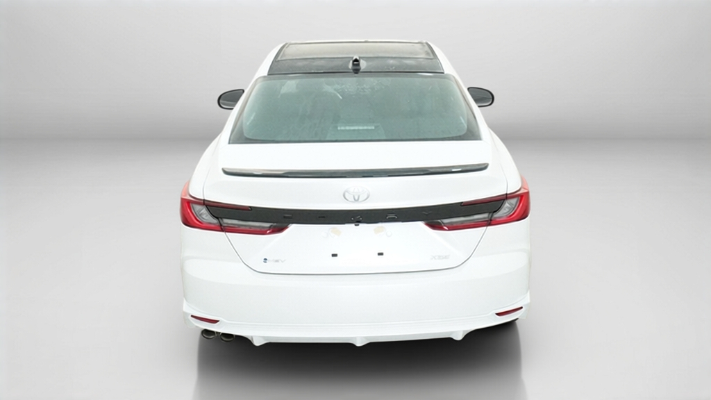 New 2027 Wind Chill Pearl <sup>1</sup> Toyota  XSE image 87
