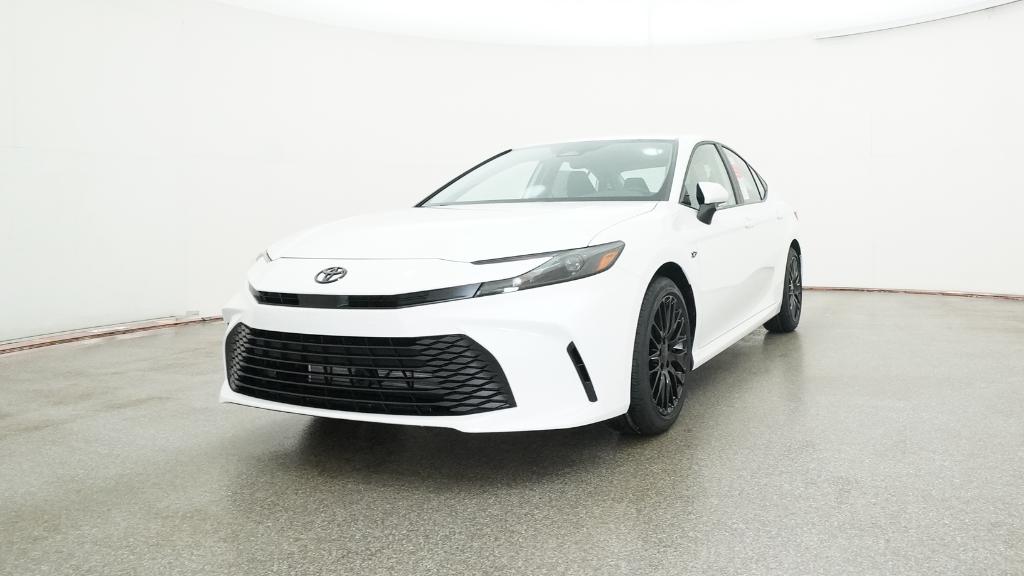 2025 Toyota Camry LE photo 4