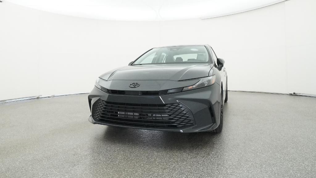 2025 Toyota Camry LE photo 4