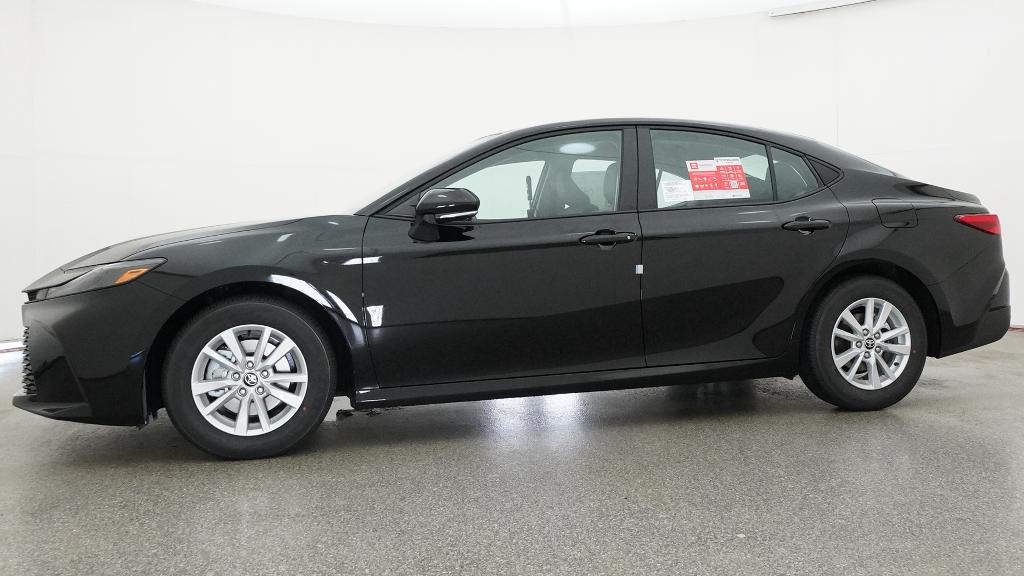 New 2026 Midnight Black Metallic Toyota LE image 24