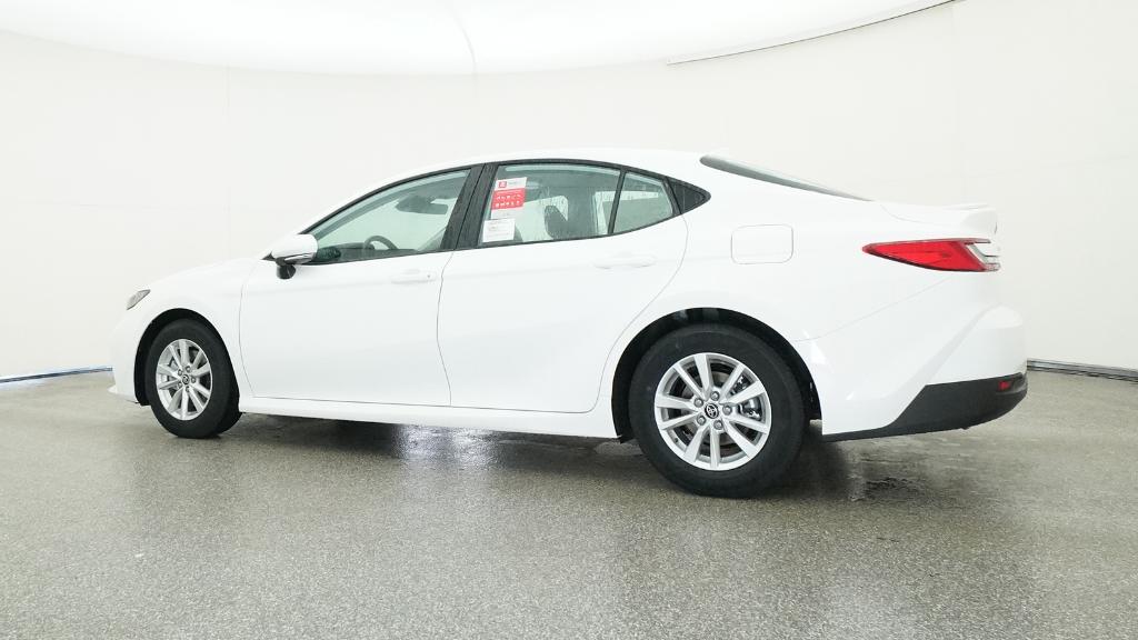 2026 Toyota Camry LE photo 11