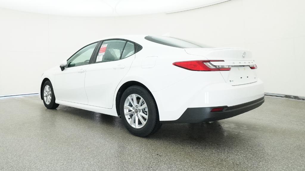 2026 Toyota Camry LE photo 13