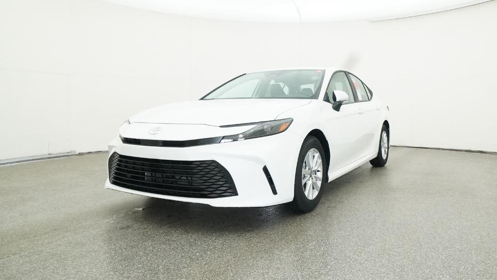 2026 Toyota Camry LE photo 5