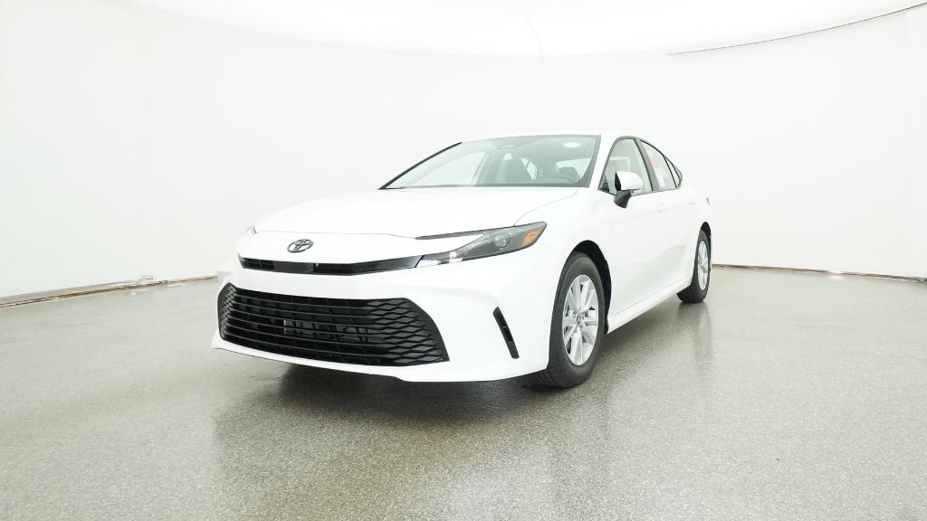 2026 Toyota Camry LE photo 4