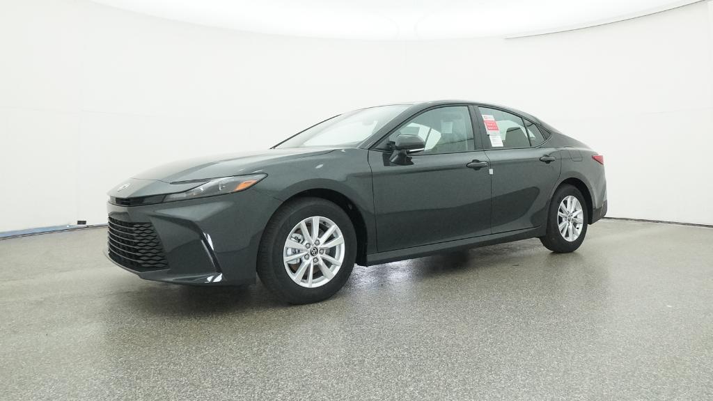 2026 Toyota Camry LE photo 2