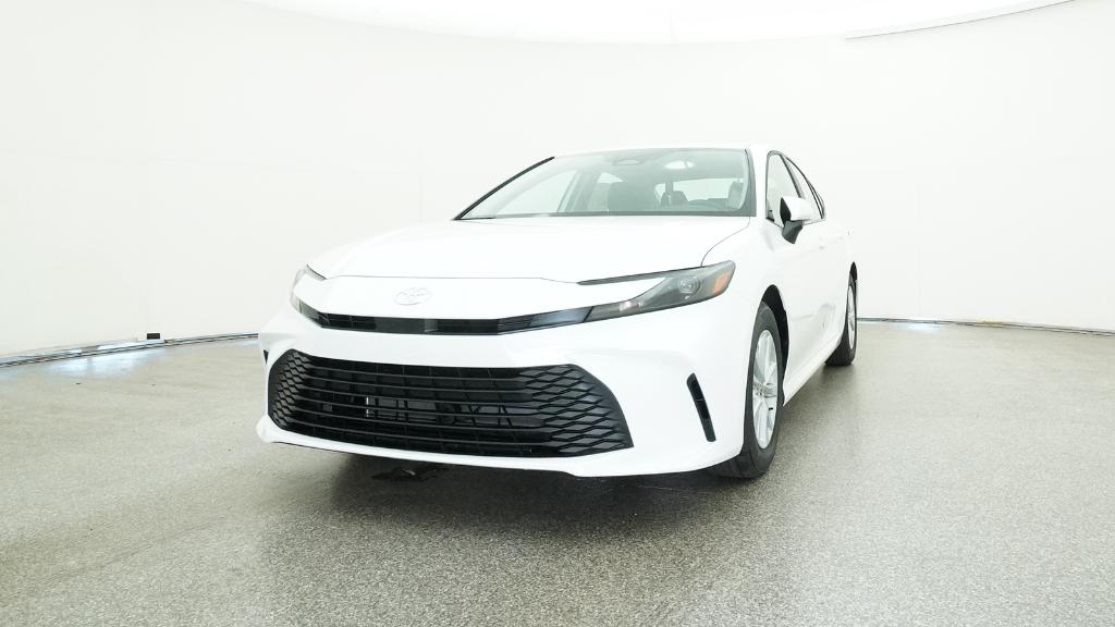 2026 Toyota Camry LE photo 4