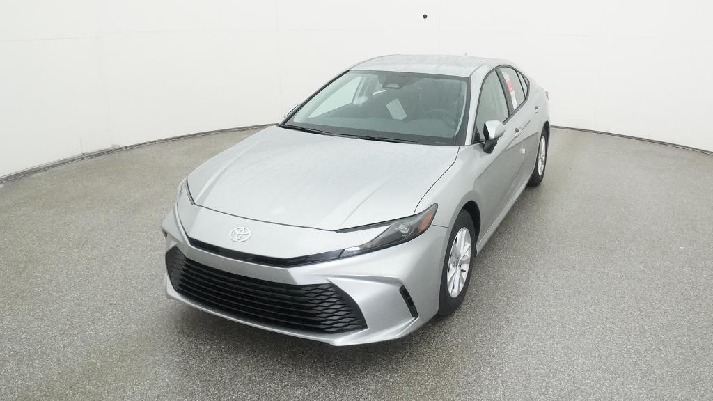 2026 Toyota Camry LE photo 3