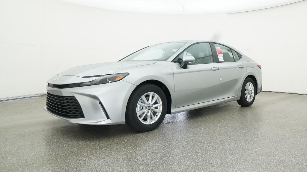 2026 Toyota Camry LE photo 4