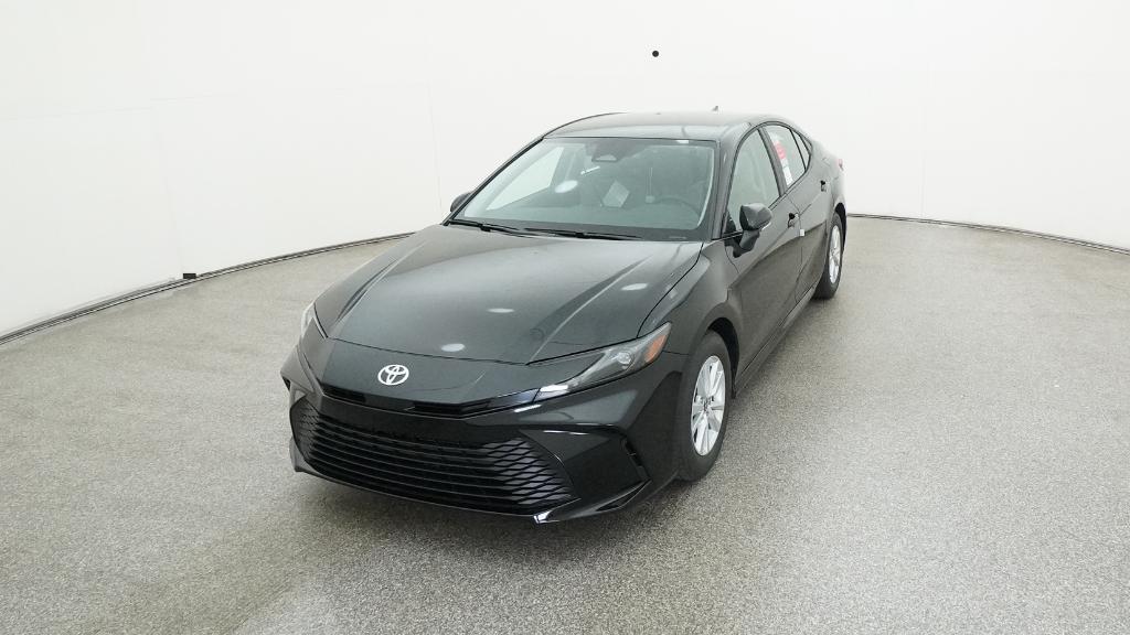 2026 Toyota Camry LE photo 5