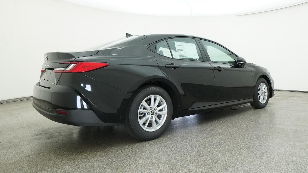 2026 Toyota Camry LE photo 21