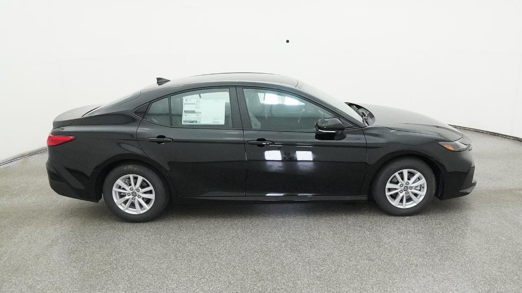 2026 Toyota Camry LE photo 25