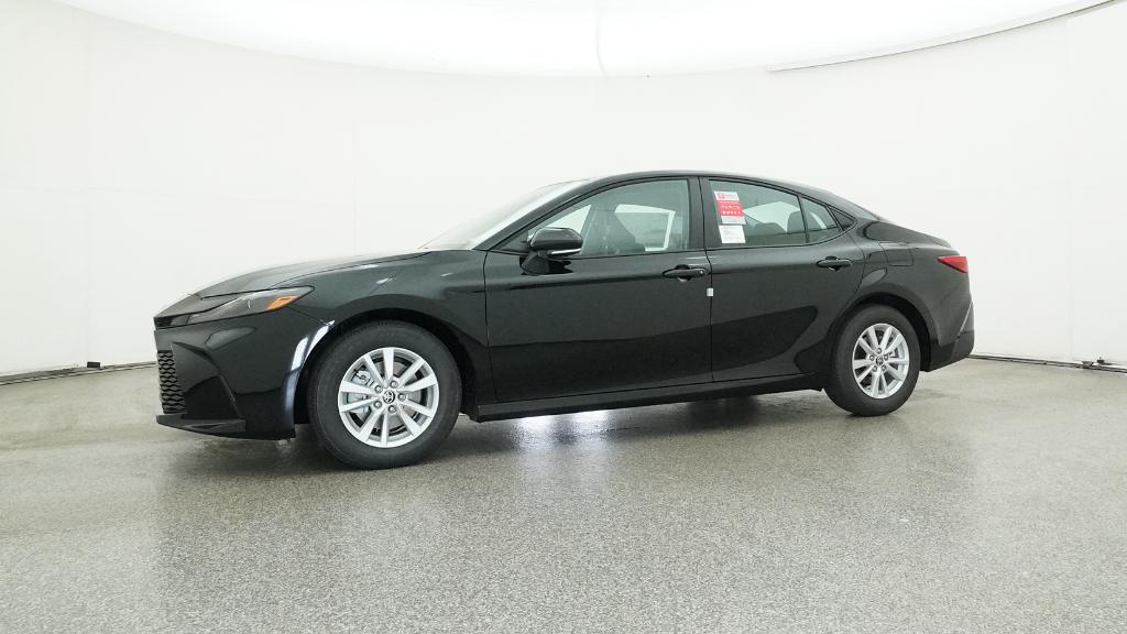 2026 Toyota Camry LE photo 8