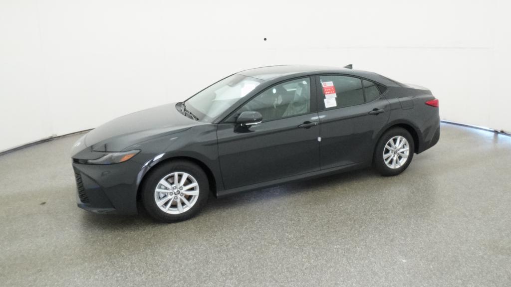 2026 Toyota Camry LE photo 4