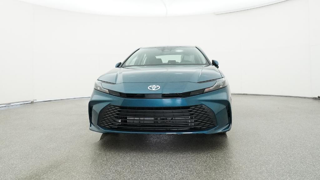 2026 Toyota Camry LE photo 3