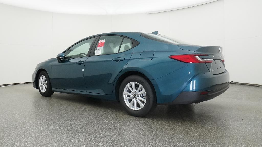 2026 Toyota Camry LE photo 14