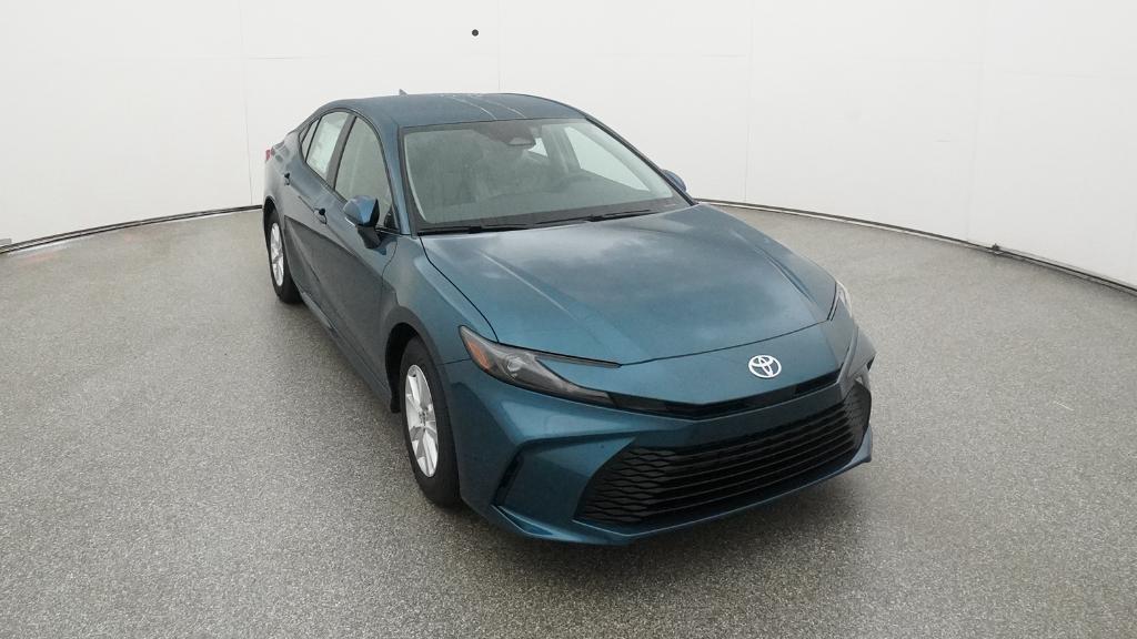 2026 Toyota Camry LE photo 32
