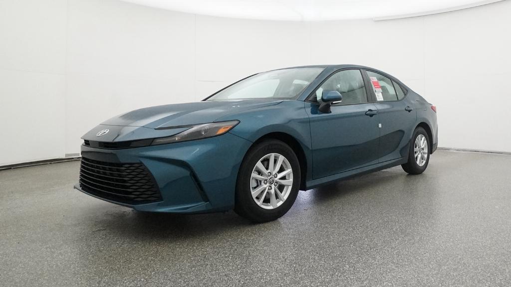 2026 Toyota Camry LE photo 6