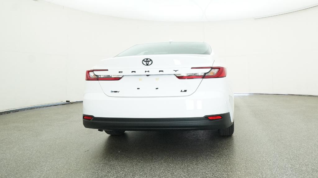 2026 Toyota Camry LE photo 2