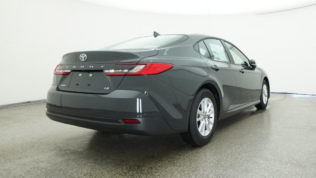 2026 Toyota Camry LE photo 20