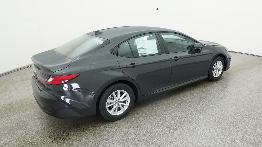 2026 Toyota Camry LE photo 22