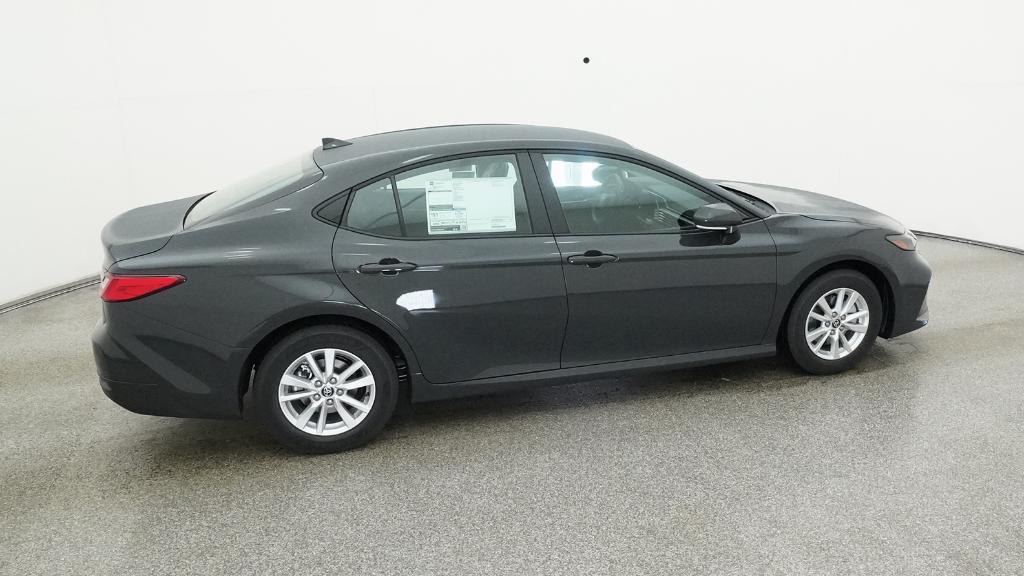 2026 Toyota Camry LE photo 24
