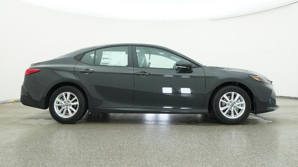 2026 Toyota Camry LE photo 26