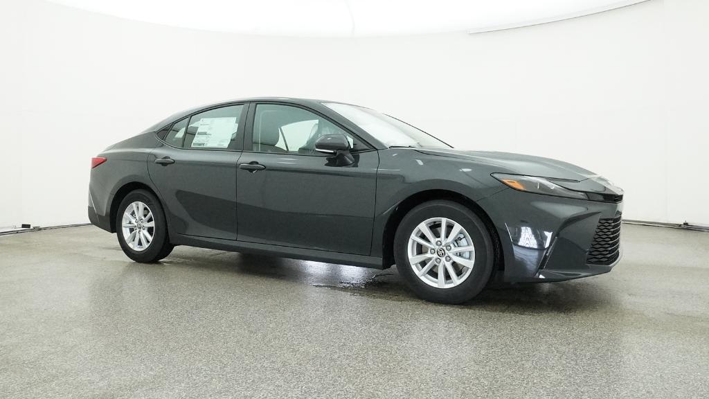 2026 Toyota Camry LE photo 28