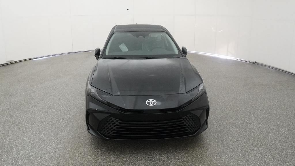 2026 Toyota Camry LE photo 3