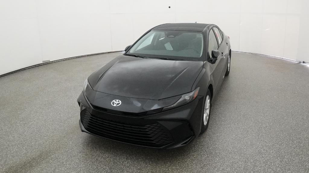 2026 Toyota Camry LE photo 4