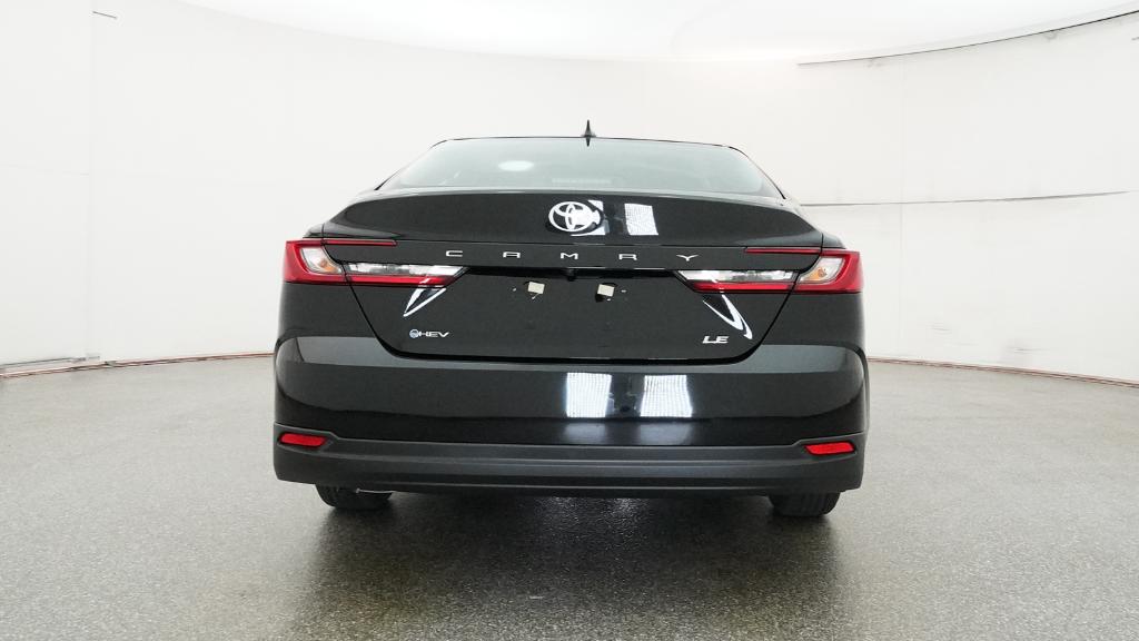 2026 Toyota Camry LE photo 2