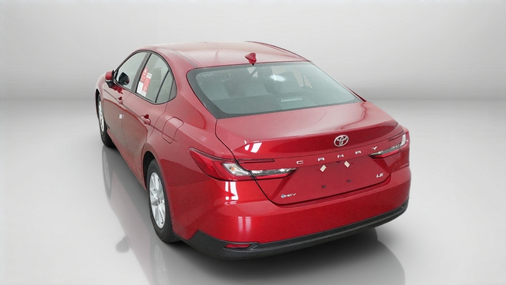 2027 Toyota Camry LE 4dr Car Slide 7