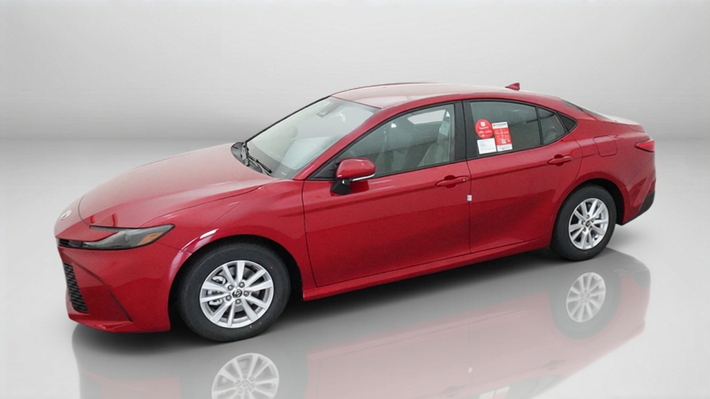 2027 Toyota Camry LE 4dr Car Slide 3