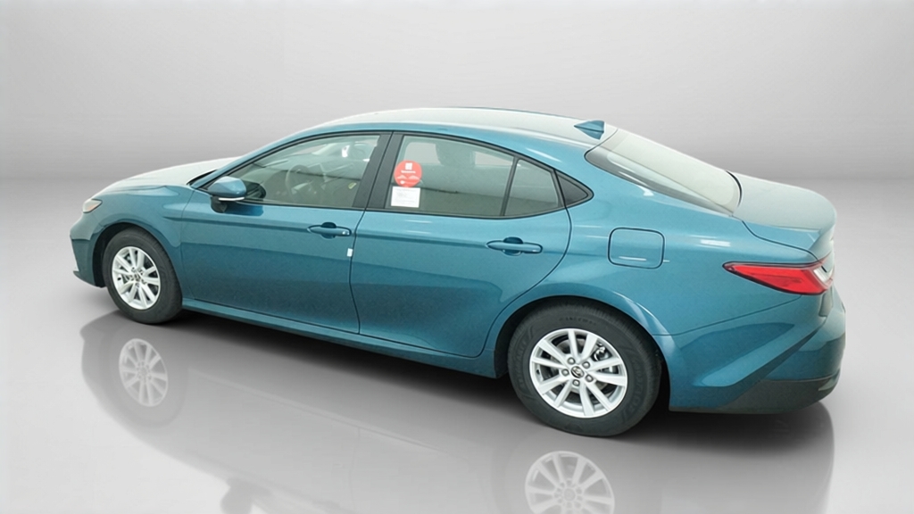 New 2027 Ocean Gem Toyota LE image 15