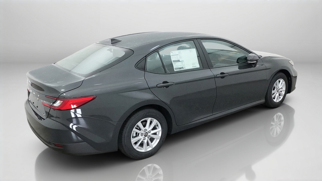 New 2027 Underground Toyota  LE image 9