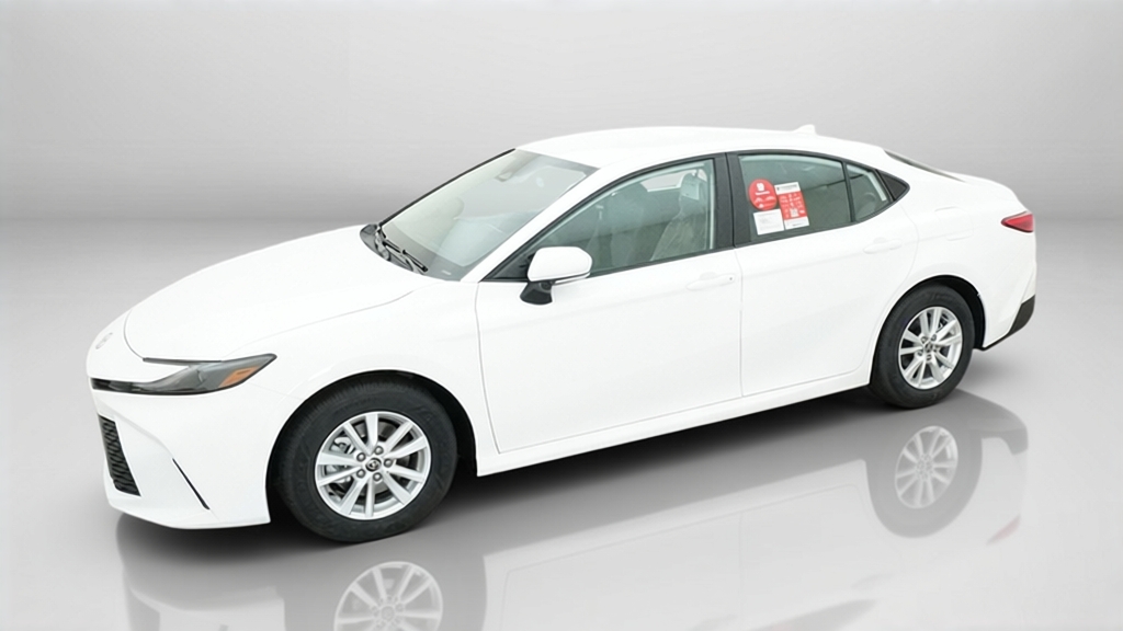 2027 Toyota Camry LE 4dr Car Slide 3