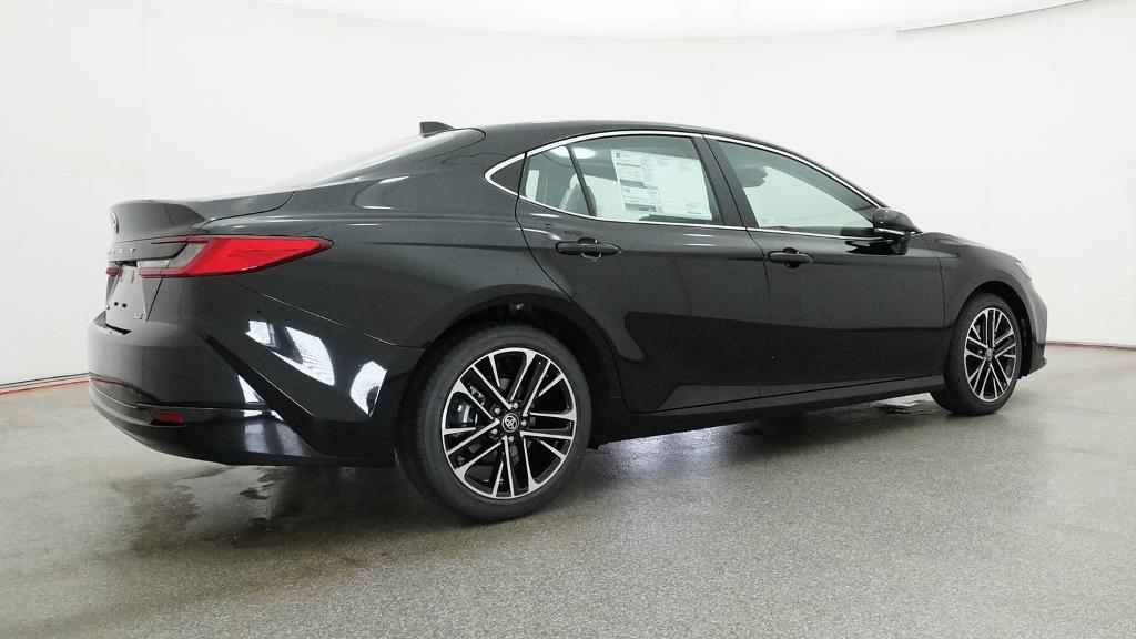 New 2026 Midnight Black Metallic Toyota XLE image 62