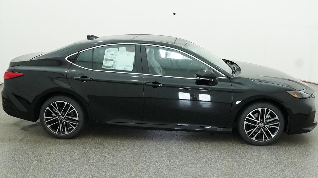 New 2026 Midnight Black Metallic Toyota XLE image 59