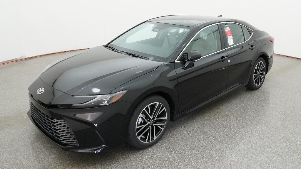 New 2026 Midnight Black Metallic Toyota  XLE image 32