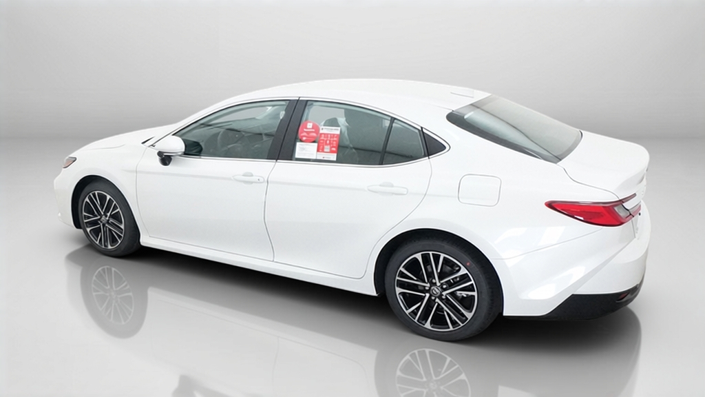2027 Toyota Camry XLE 4dr Car Slide 5