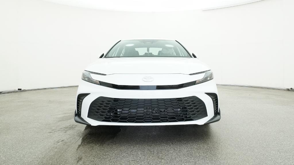 2025 Toyota Camry SE photo 2