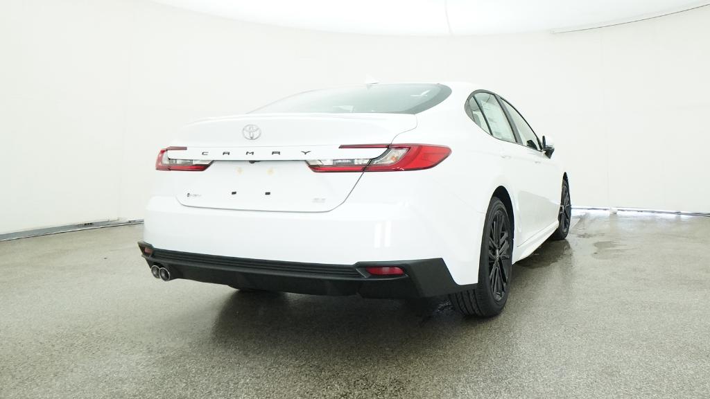 2025 Toyota Camry SE photo 19