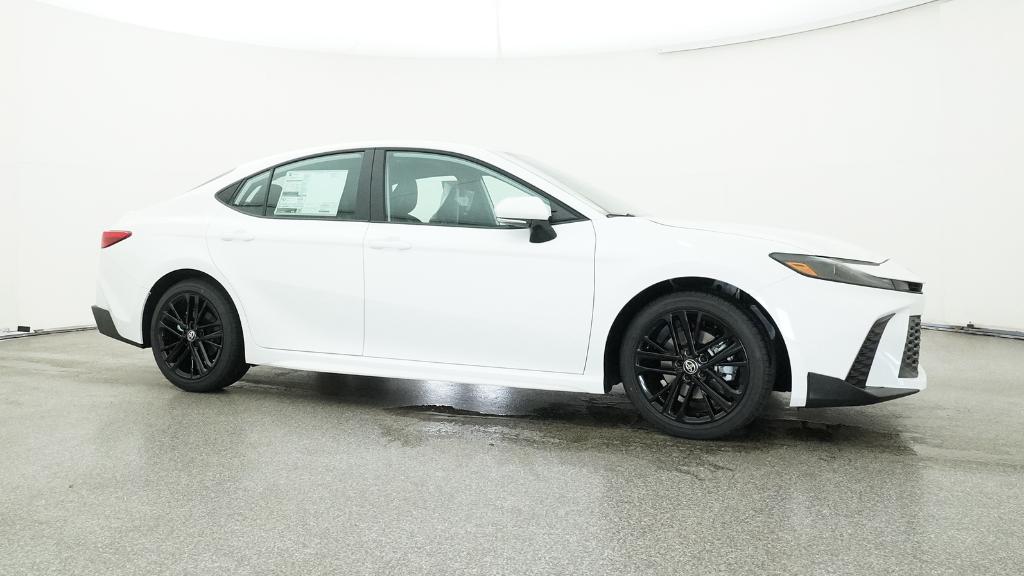 2025 Toyota Camry SE photo 28