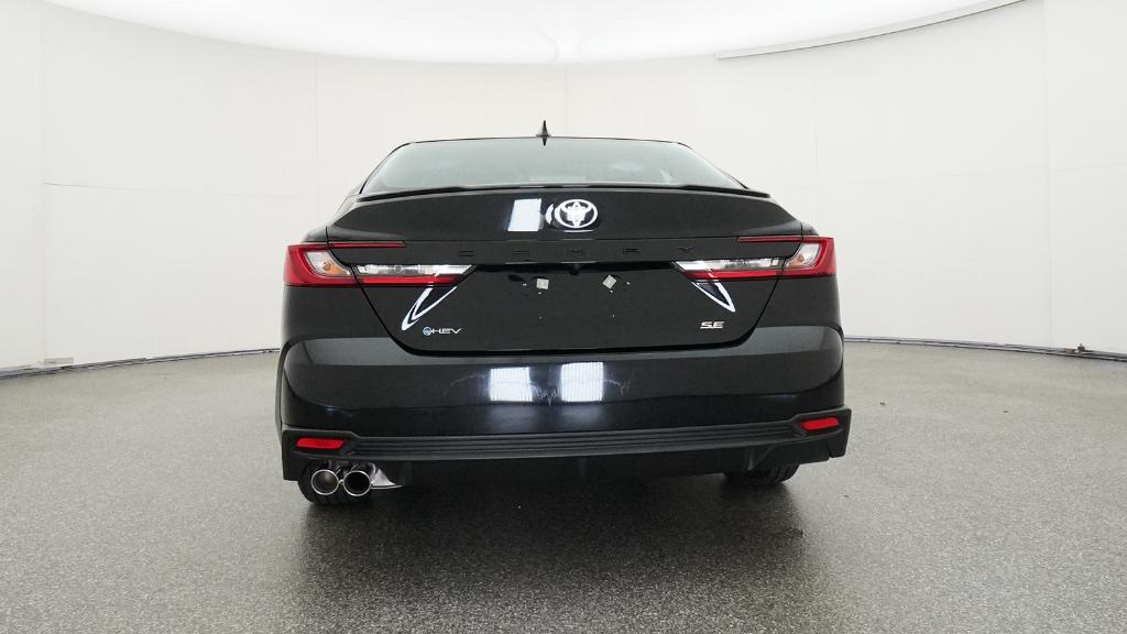 2025 Toyota Camry SE photo 26