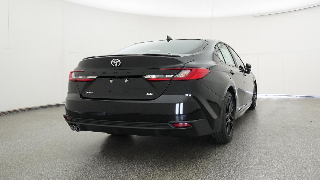2025 Toyota Camry SE photo 21